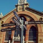 Gypsycouple Budapest Guide - Signpost near Station