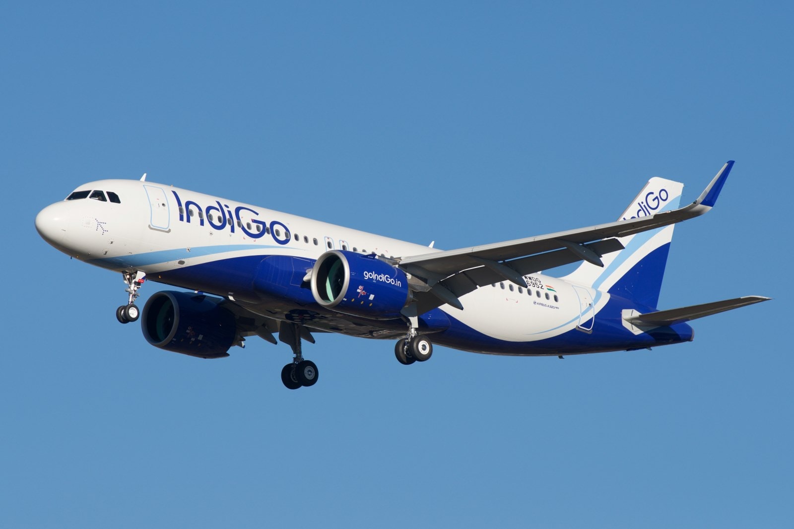 Budget Airlines | Does Cheap flight tickets equal low service